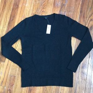 Ann Taylor sweater NWT